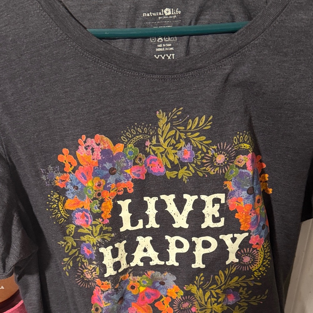 NATURAL LIFE Gray 'Live Happy' Floral Tee